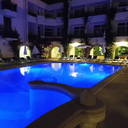 スアーヴ マル 3* エシュポゼンデ